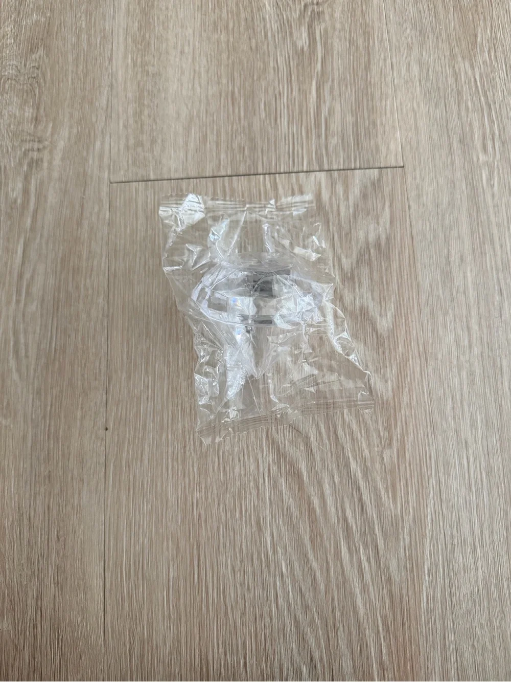 33 Clear Diamond-Shaped Acrylic Favor Boxes (Pack of 25 + 9 )